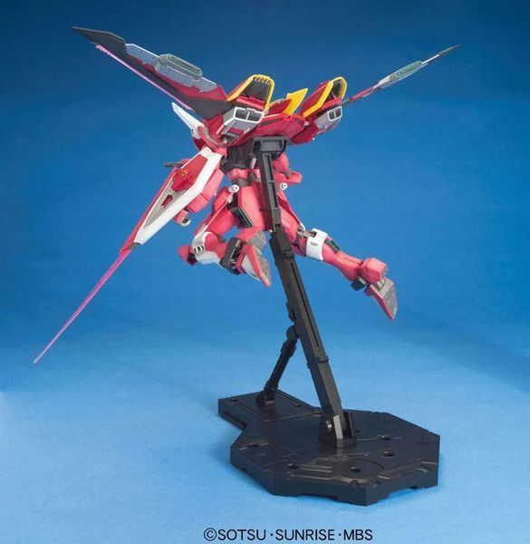 Сборная модель Bandai Infinite Justice Gundam MG 1/100 (Mobile Suit Gundam SEED Destiny) - Gunpla HS001374 фото