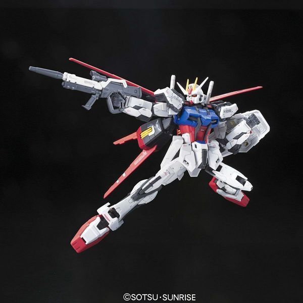 Сборная модель Bandai Aile Strike Gundam RG 1/144 (Mobile Suit Gundam SEED) - Gunpla HS000050 фото