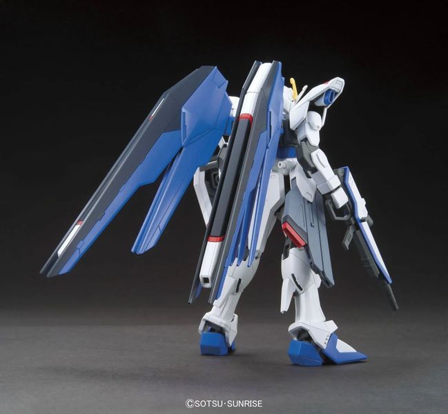 Freedom Gundam ZGMF-X10A HGCE 1/144 (Bandai) збірна модель, Гандам аніме HS000177 фото