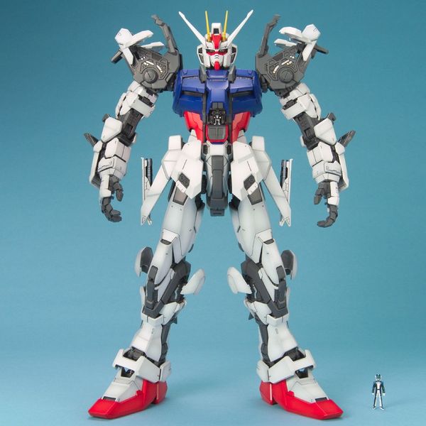 GAT-X105 Strike Gundam PG 1/60 (Bandai) збірна модель, Гандам аніме HS000081 фото