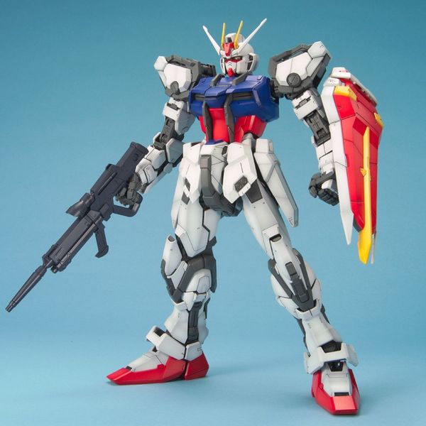 GAT-X105 Strike Gundam PG 1/60 (Bandai) збірна модель, Гандам аніме HS000081 фото