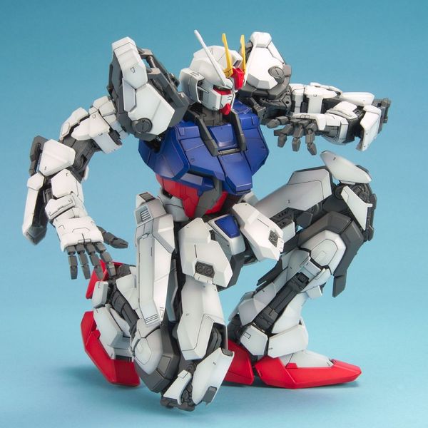 GAT-X105 Strike Gundam PG 1/60 (Bandai) збірна модель, Гандам аніме HS000081 фото