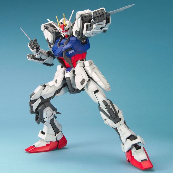 GAT-X105 Strike Gundam PG 1/60 (Bandai) збірна модель, Гандам аніме HS000081 фото