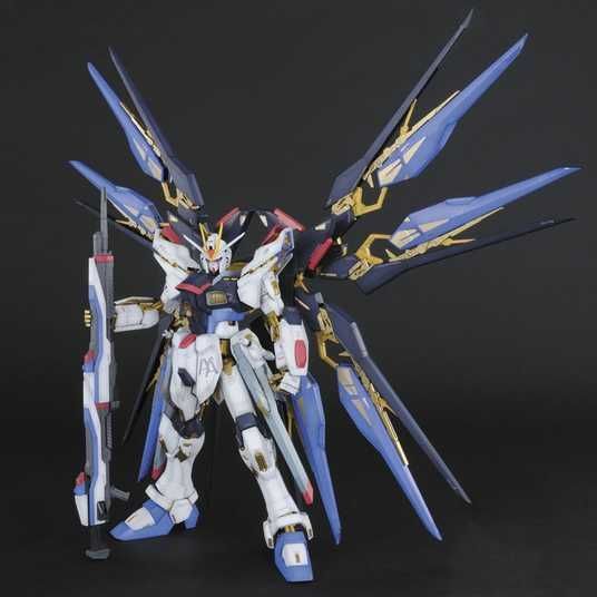 ロボット BANDAI 1/60 STRIKE FREEDOM GUNDAM Купить Сборная модель Bandai Strike Freedom Gundam PG 1/60 (Mobile