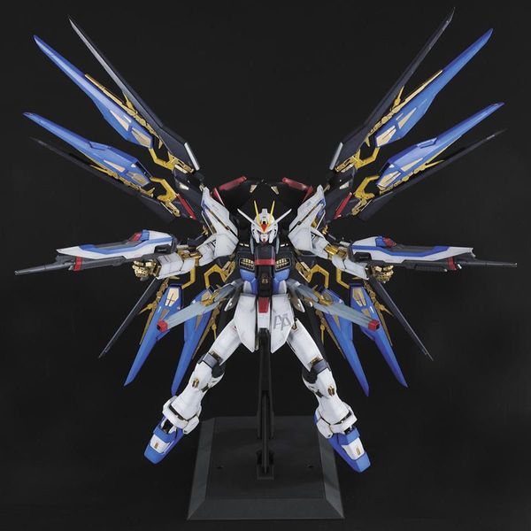 Strike Freedom Gundam PG 1/60 (Bandai) збірна модель, Гандам аніме HS000291 фото