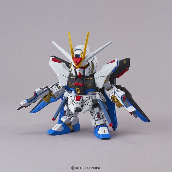 Strike Freedom Gundam SD (Bandai) збірна модель, Гандам аніме HS000246 фото