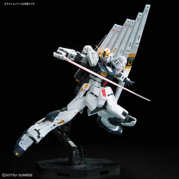 Nu Gundam RG 1/144 (Bandai) збірна модель, Гандам аніме HS000022 фото