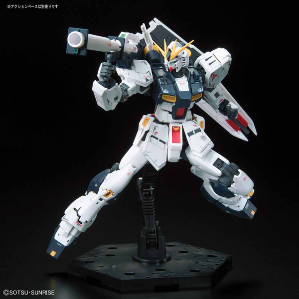 Nu Gundam RG 1/144 (Bandai) збірна модель, Гандам аніме HS000022 фото